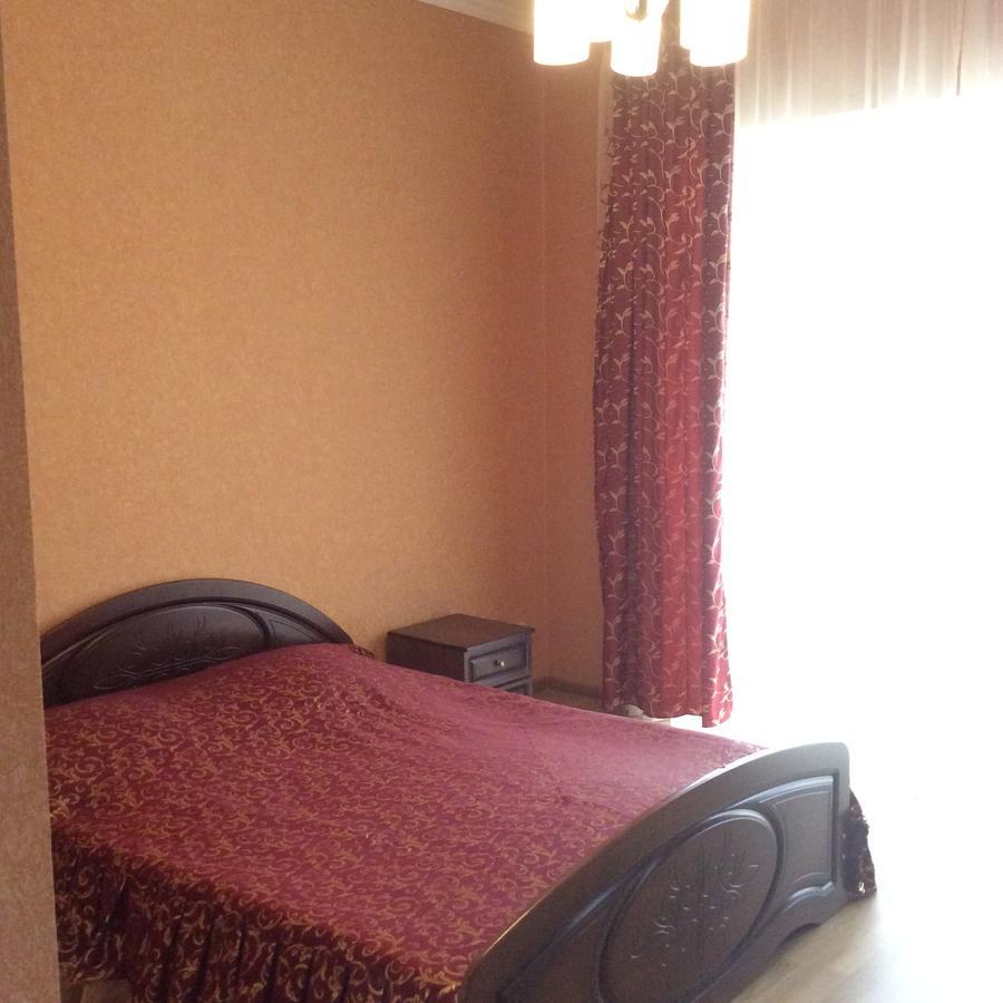 Guest House Dali Гагра Екстер'єр фото