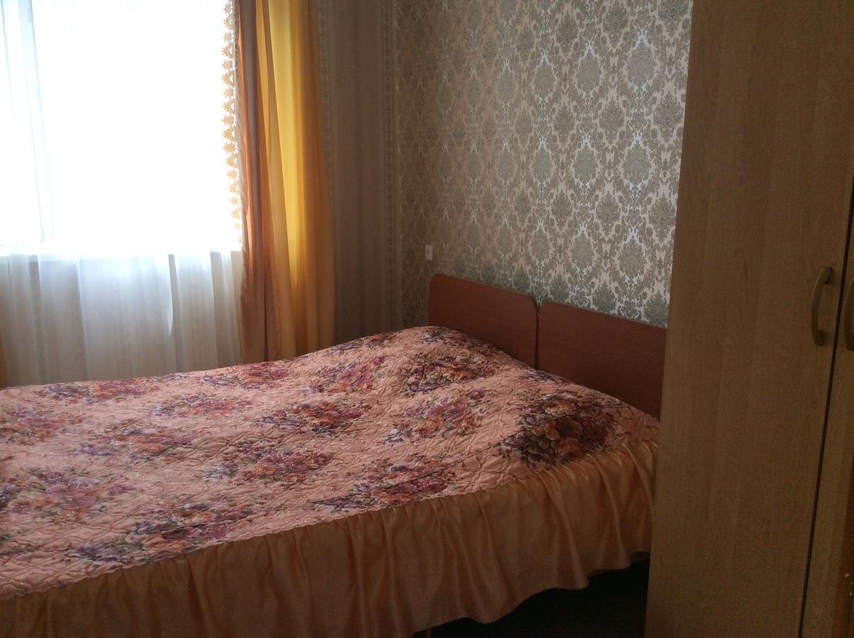 Guest House Dali Гагра Екстер'єр фото