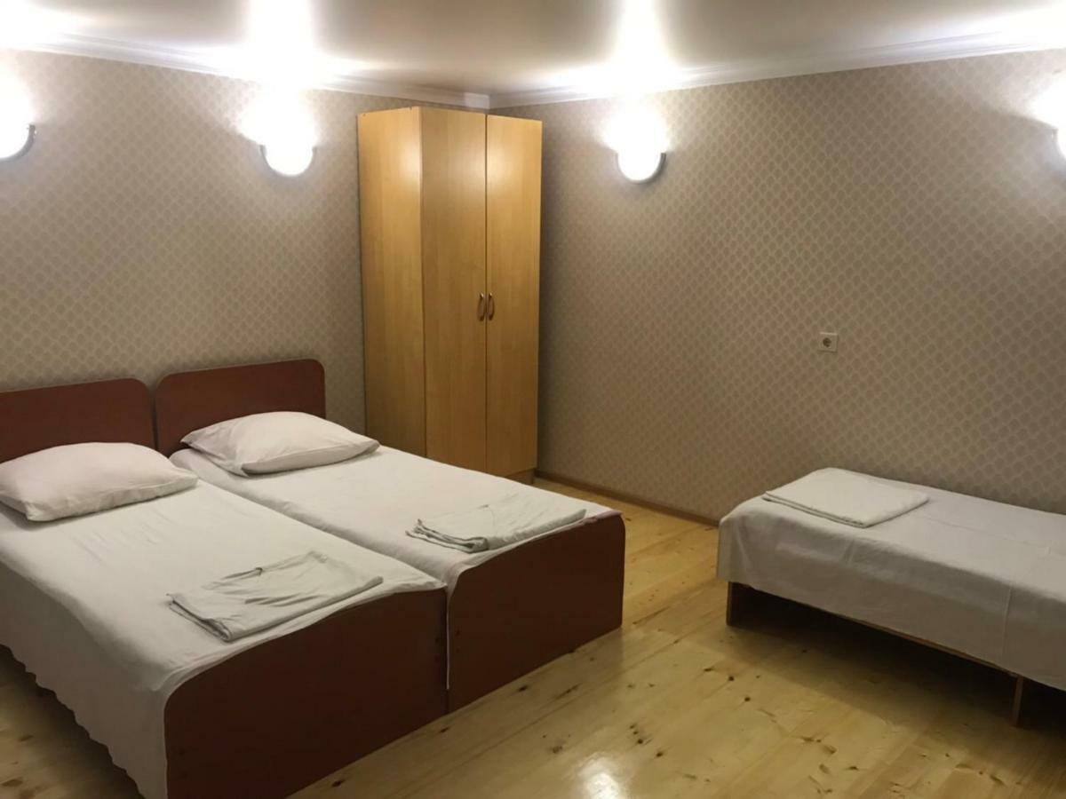 Guest House Dali Гагра Екстер'єр фото